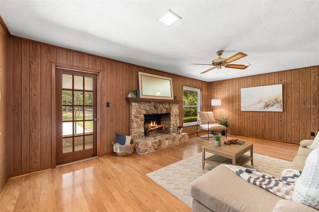 7610 NW 40TH AVENUE, Gainesville, FL 32606