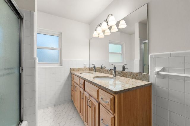 7610 NW 40TH AVENUE, Gainesville, FL 32606