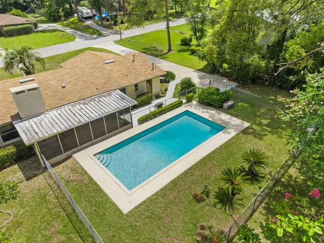 7610 NW 40TH AVENUE, Gainesville, FL 32606