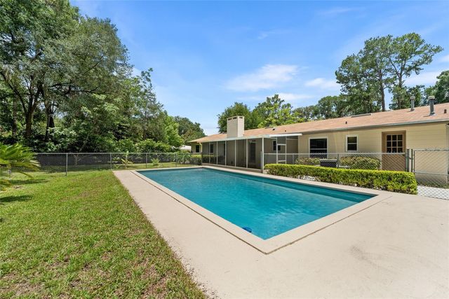 7610 NW 40TH AVENUE, Gainesville, FL 32606