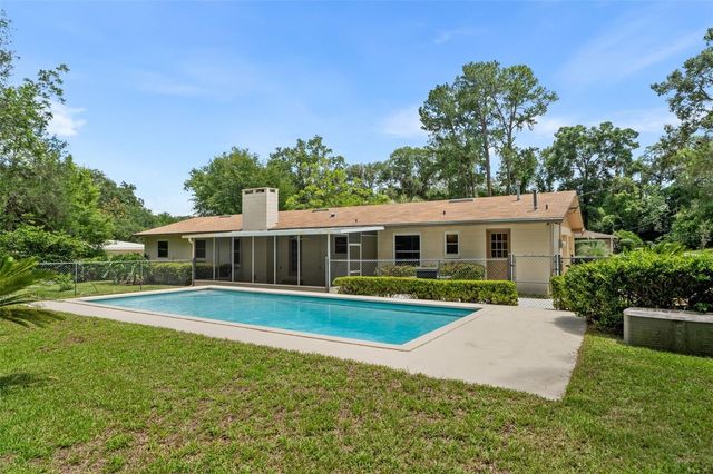 7610 NW 40TH AVENUE, Gainesville, FL 32606