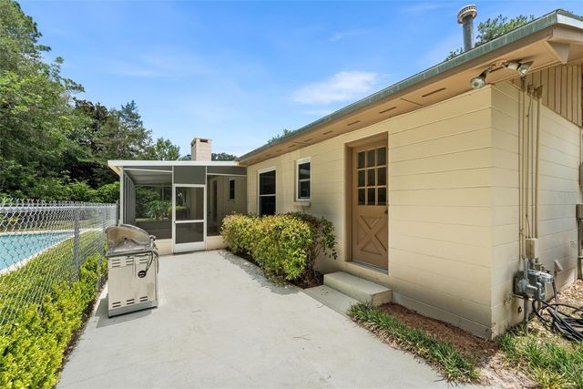 7610 NW 40TH AVENUE, Gainesville, FL 32606