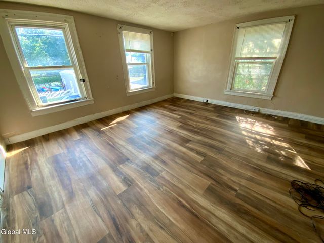 25 13th Street, Watervliet, NY 12189