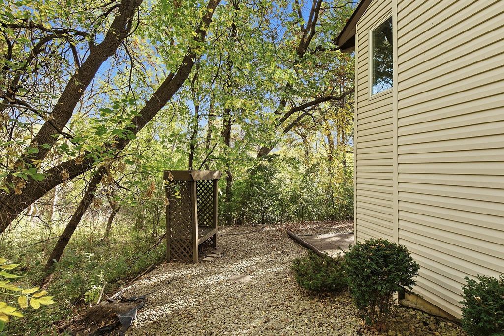 289 River Woods Lane, Burnsville, MN 55337 — photo 5