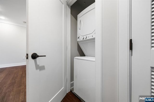 28 Bright Street 306, Jersey City, NJ 07302