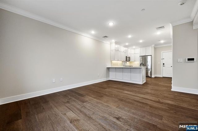 28 Bright Street 306, Jersey City, NJ 07302