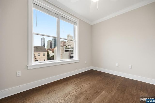 28 Bright Street 306, Jersey City, NJ 07302