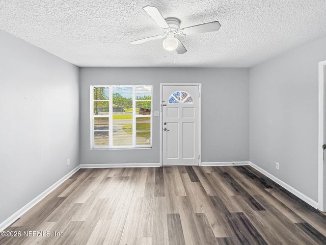 6043 MALCONE Lane, Jacksonville, FL 32244
