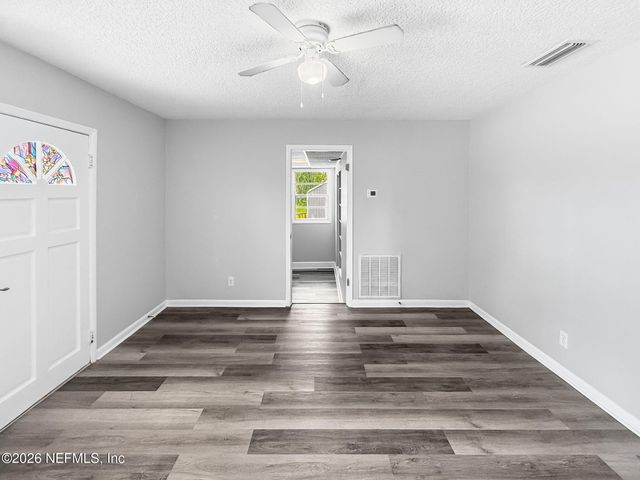 6043 MALCONE Lane, Jacksonville, FL 32244
