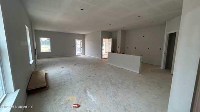 8236 Bankhead Drive, Olive Branch, MS 38654