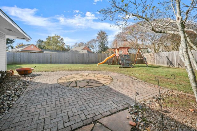 7846 Menlo Dr, Baton Rouge, LA 70808