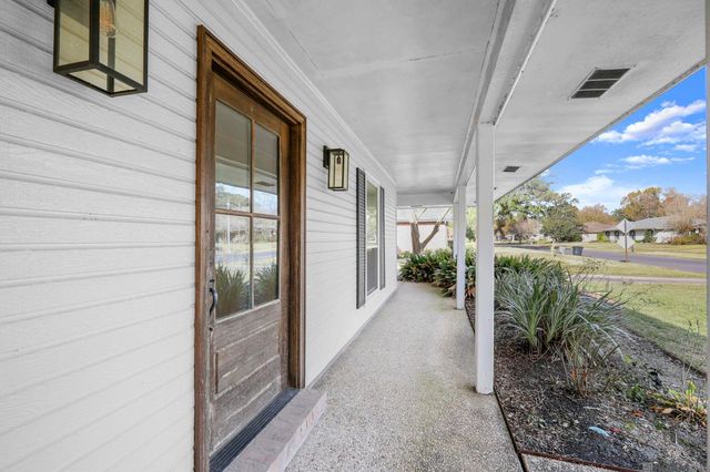 7846 Menlo Dr, Baton Rouge, LA 70808