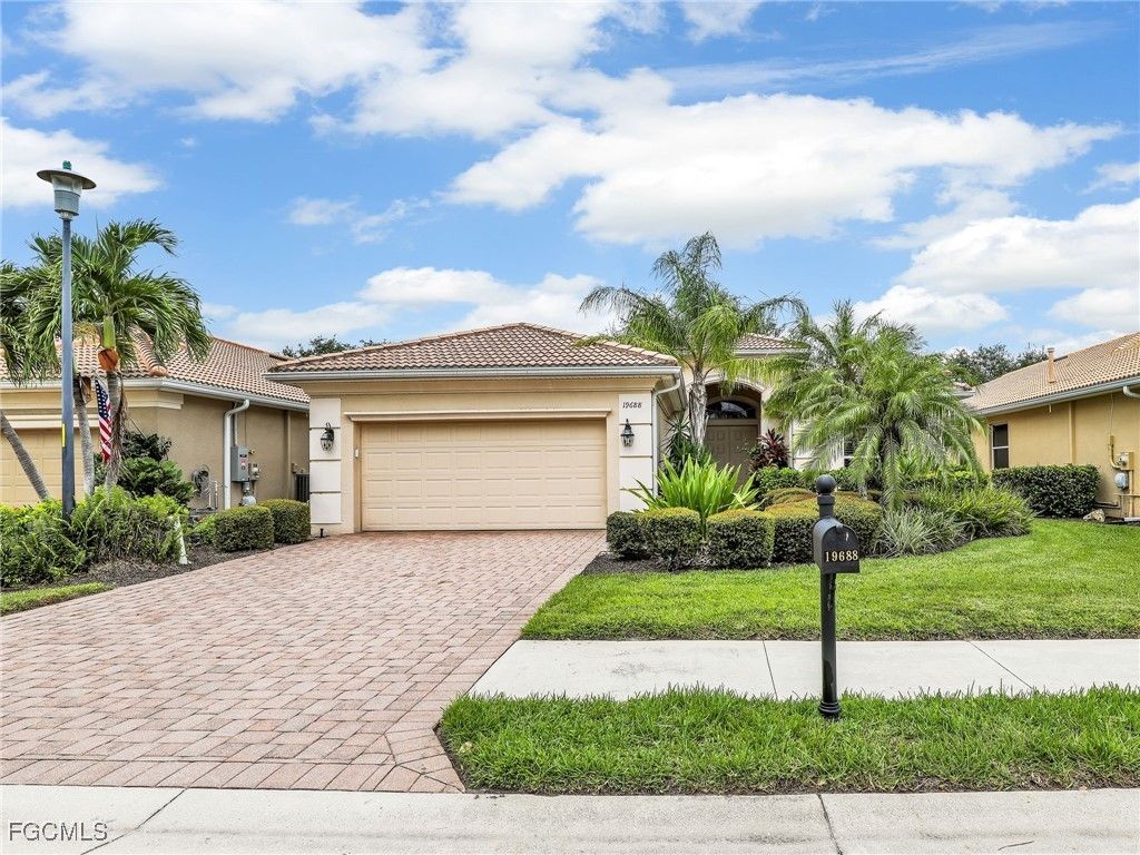 19688 Casa Verde WAY, Estero, FL 33967