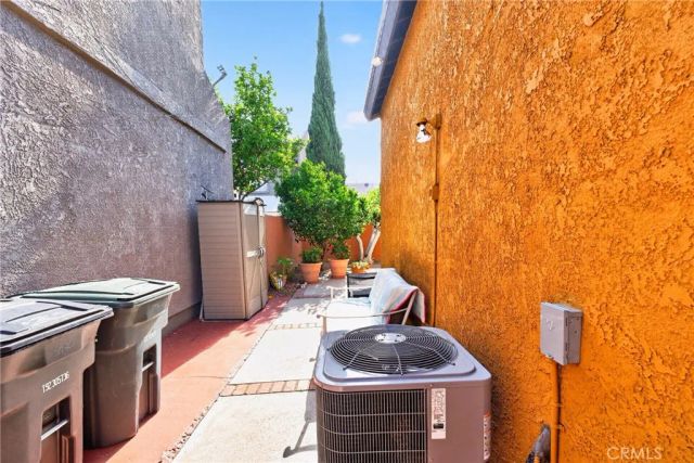 5936 Middleton, Huntington Park, CA 90255