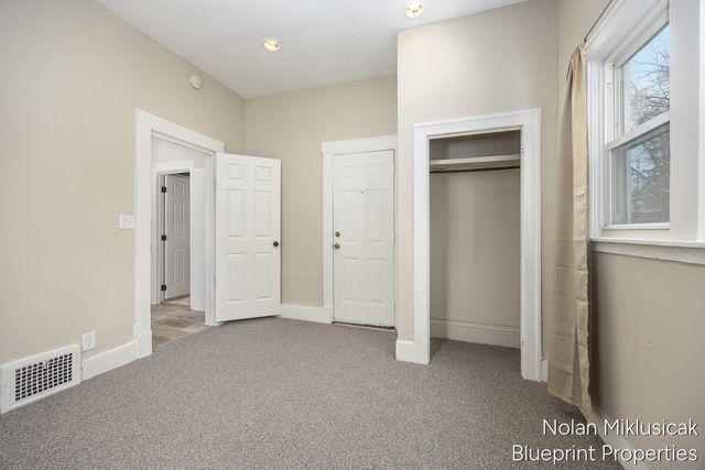 700 Broadway Avenue, Grand Rapids, MI 49504