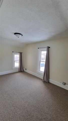 700 Broadway Avenue, Grand Rapids, MI 49504