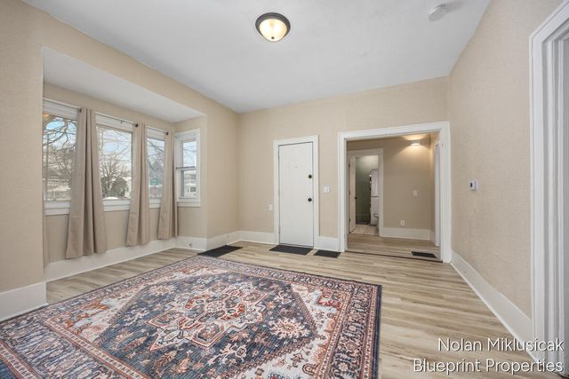 700 Broadway Avenue, Grand Rapids, MI 49504