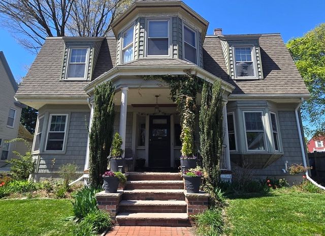 42 Sheridan Street, Haverhill, MA 01830