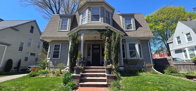 42 Sheridan Street, Haverhill, MA 01830