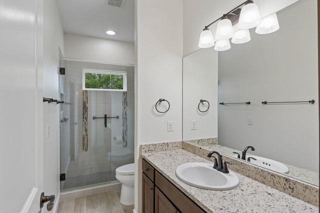 824 Sun Ray, Horseshoe Bay, TX 78657