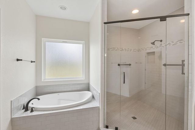 824 Sun Ray, Horseshoe Bay, TX 78657