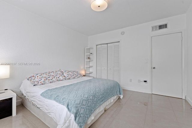 9280 Bay Harbor Terrace 26, Bay Harbor Islands, FL 33154