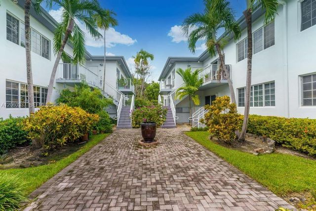 9280 Bay Harbor Terrace 26, Bay Harbor Islands, FL 33154