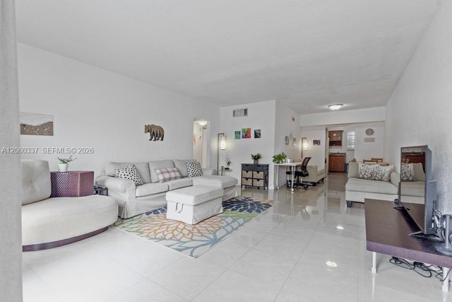9280 Bay Harbor Terrace 26, Bay Harbor Islands, FL 33154