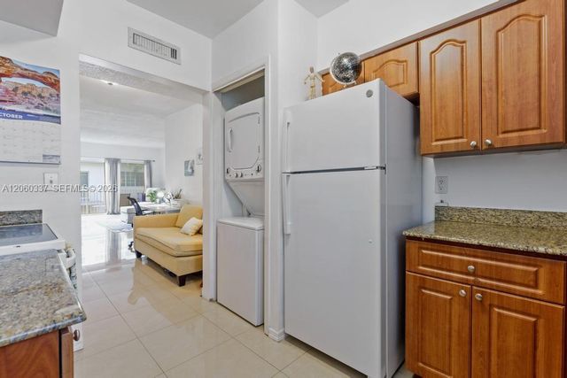 9280 Bay Harbor Terrace 26, Bay Harbor Islands, FL 33154