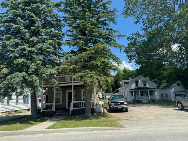 123 Bradford Street, Bennington, VT 05201