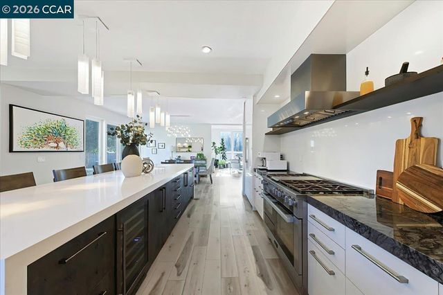 1540 Finley Rd, Danville, CA 94588