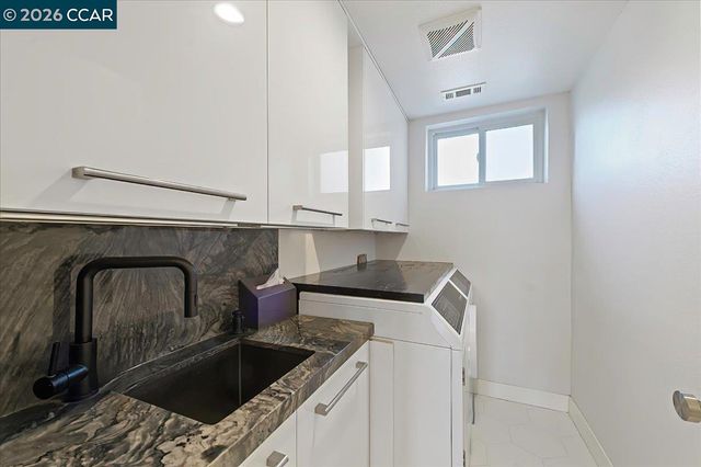 1540 Finley Rd, Danville, CA 94588