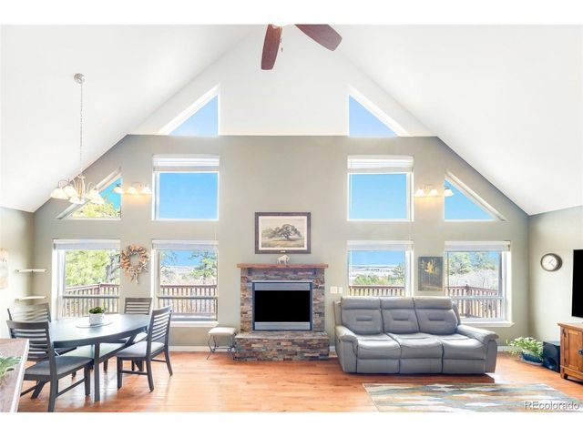 5440 Neva Ct, Colorado City, CO 81019