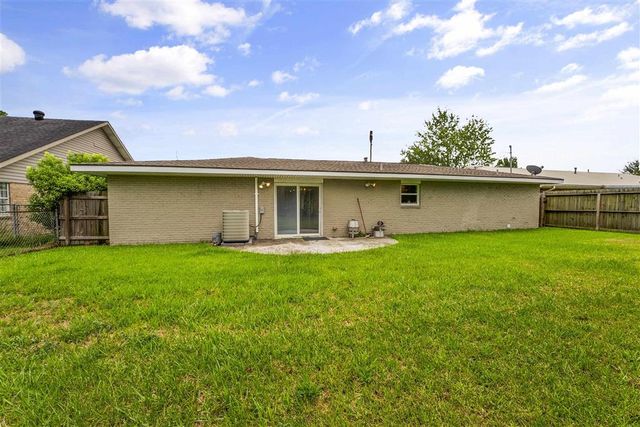 4802 Ponderosa Street, Lake Charles, LA 70605
