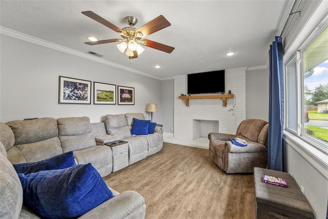4802 Ponderosa Street, Lake Charles, LA 70605