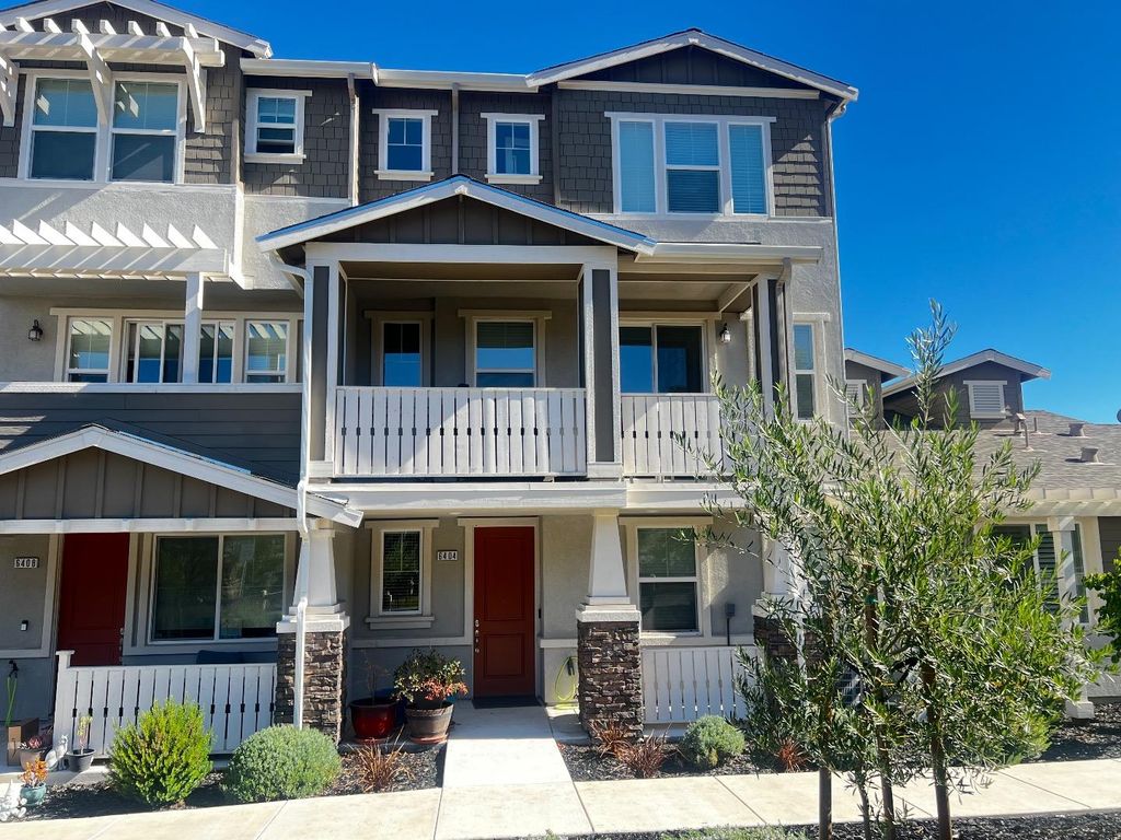 6404 Laguna Seca Lane, Gilroy, CA 95020