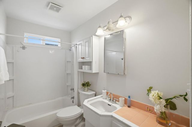 17468 Via Primero, San Lorenzo, CA 94580