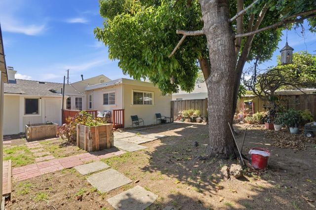 17468 Via Primero, San Lorenzo, CA 94580