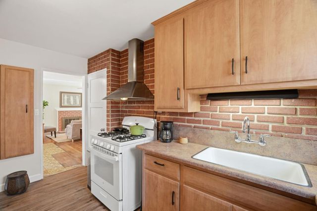 17468 Via Primero, San Lorenzo, CA 94580