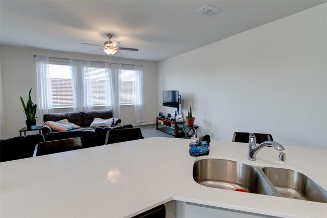 3209 Elk Camp Road, Aubrey, TX 76227