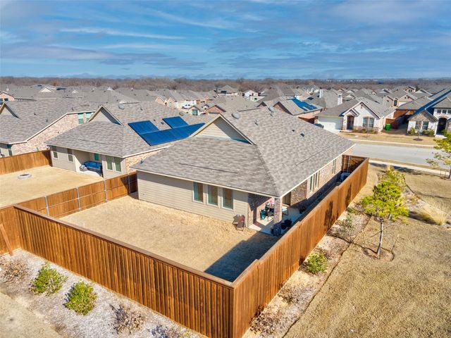 3209 Elk Camp Road, Aubrey, TX 76227