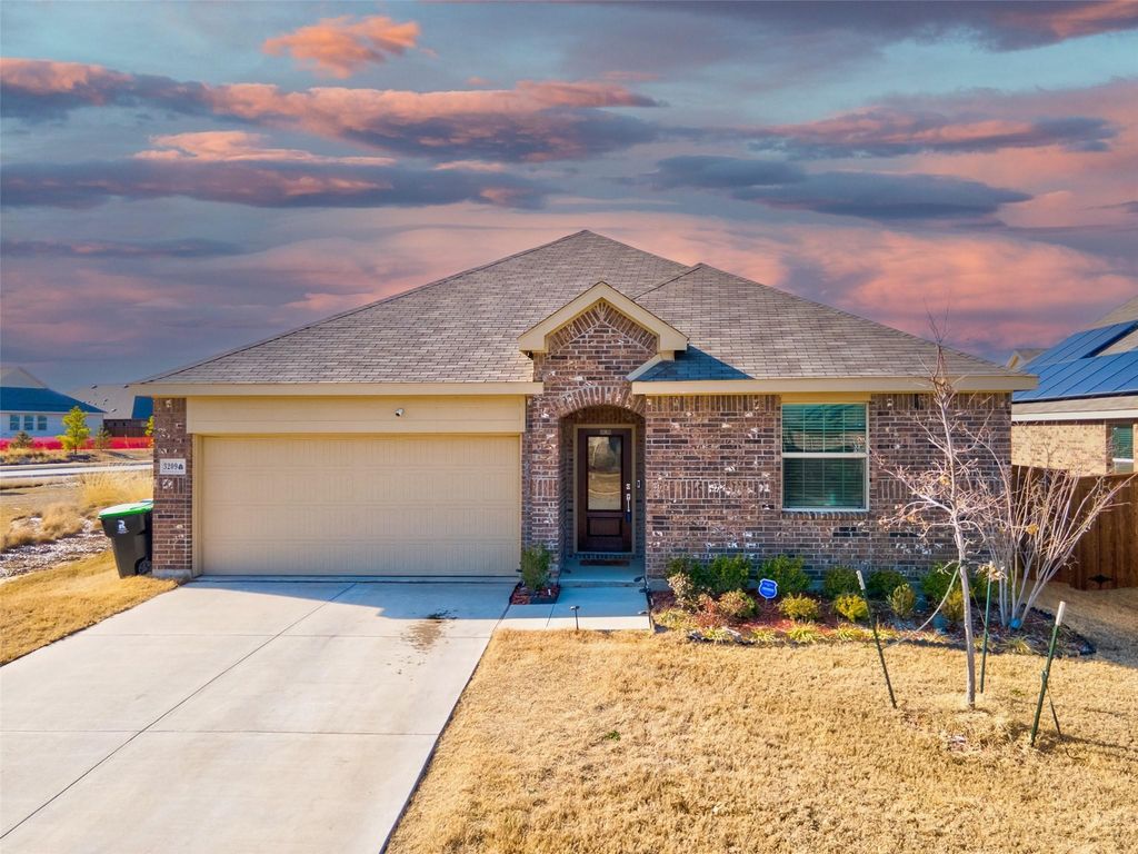 3209 Elk Camp Road, Aubrey, TX 76227