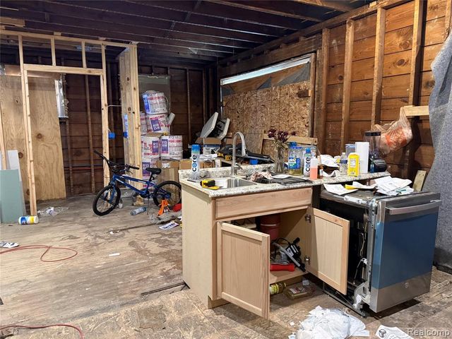 3788 Taylor Street, Detroit, MI 48206