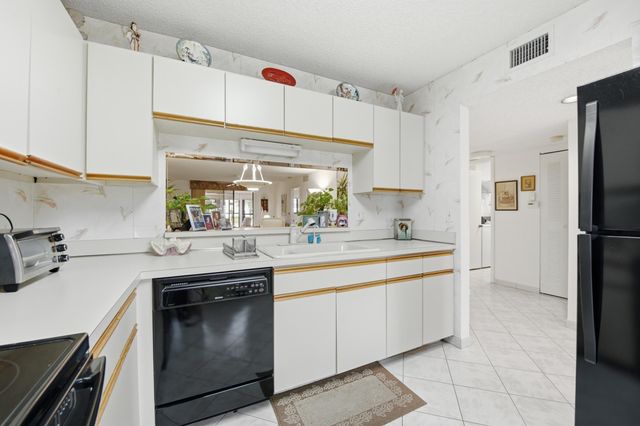 15074 Witney Road 107, Delray Beach, FL 33484