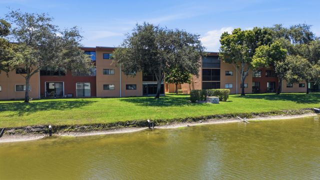 15074 Witney Road 107, Delray Beach, FL 33484