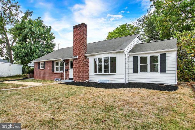 22 RITA MARIE AVE, Littlestown, PA 17340