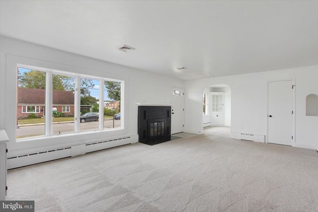 22 RITA MARIE AVE, Littlestown, PA 17340