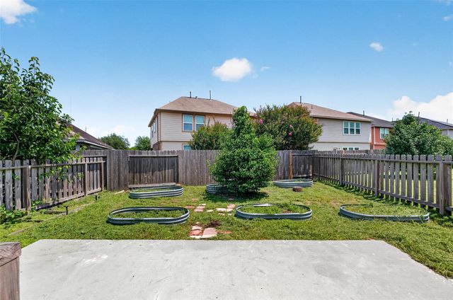 2702 Modano Court, Fresno, TX 77545