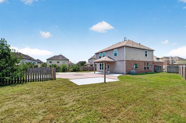 2702 Modano Court, Fresno, TX 77545