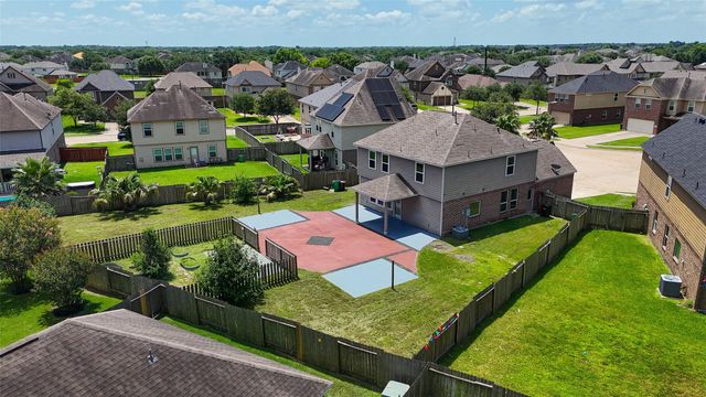 2702 Modano Court, Fresno, TX 77545